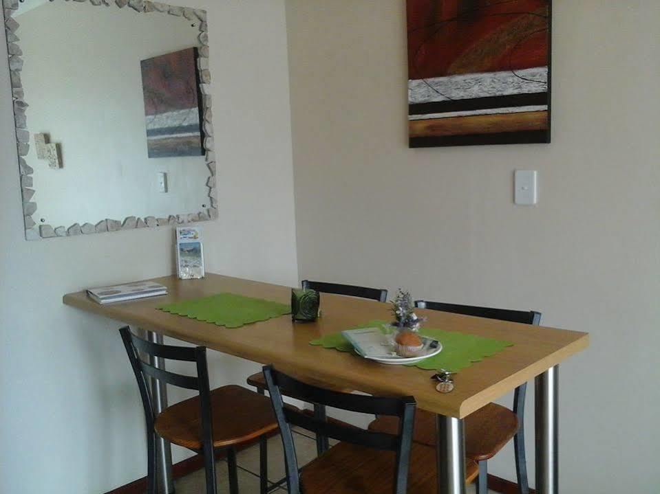 Croeso Guest House Langebaan Exterior foto