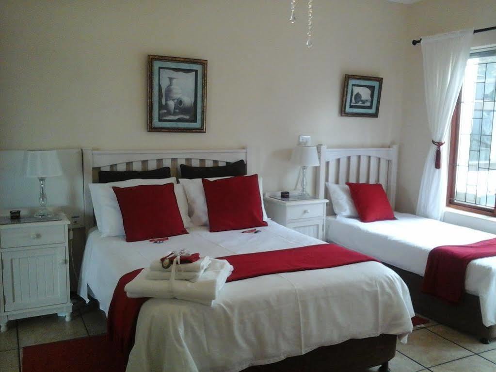 Croeso Guest House Langebaan Exterior foto