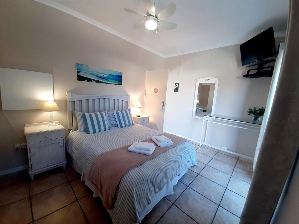 Croeso Guest House Langebaan Exterior foto